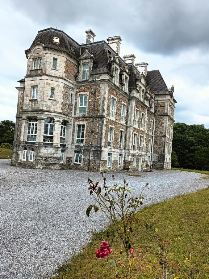 Chatescos - Estudio En Chateau Экстерьер фото