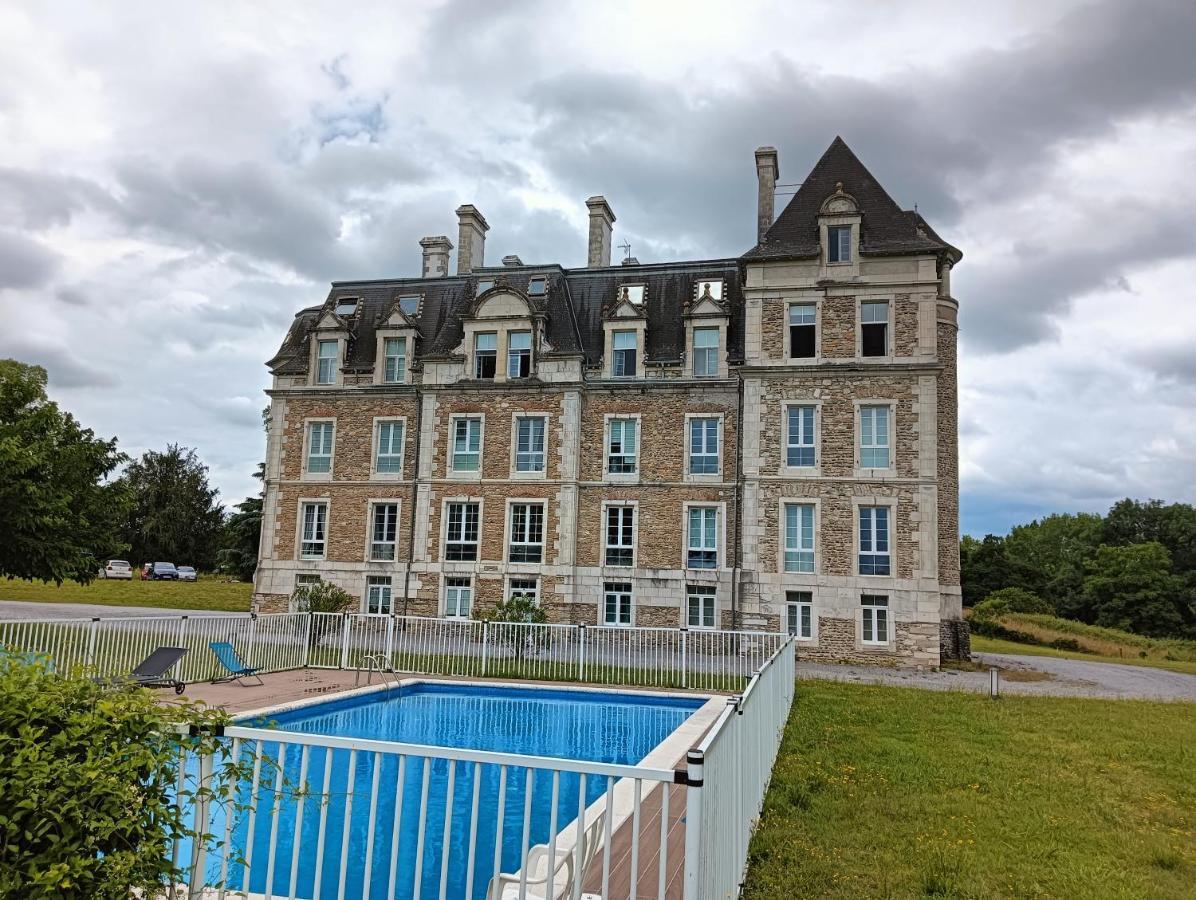 Chatescos - Estudio En Chateau Экстерьер фото