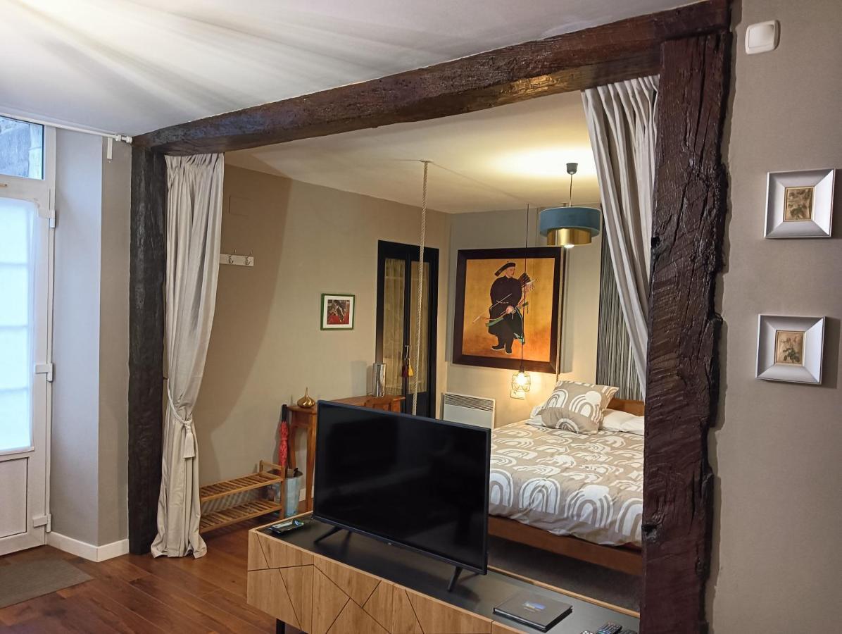 Chatescos - Estudio En Chateau Экстерьер фото