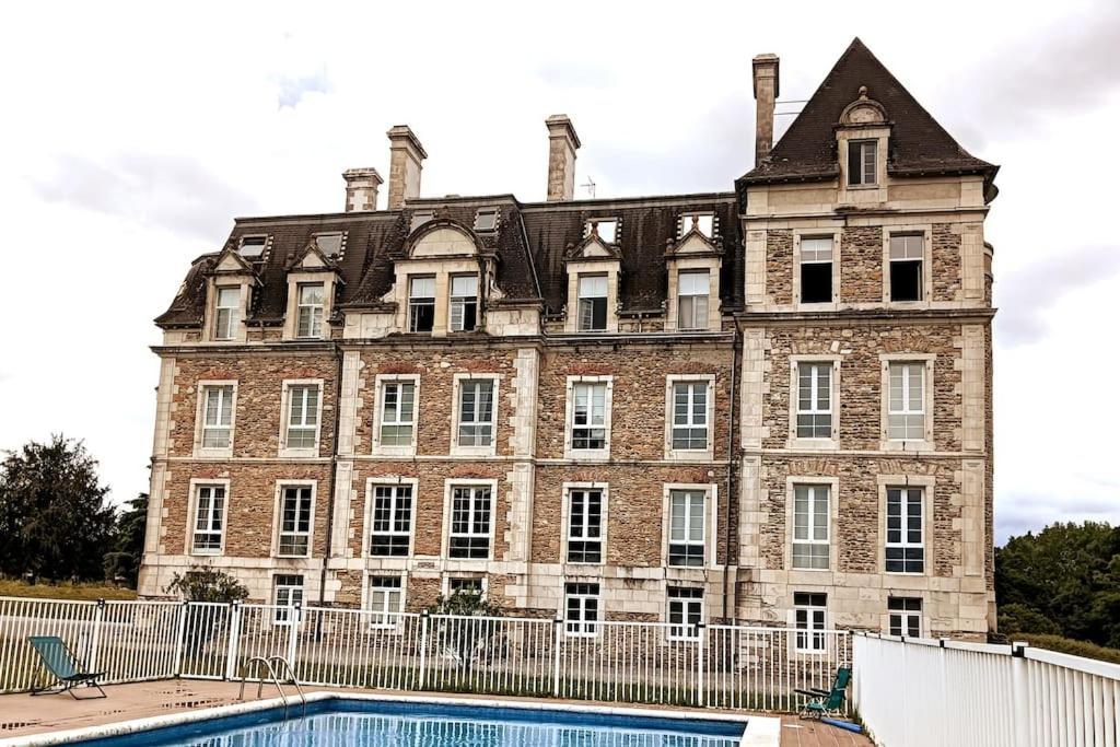 Chatescos - Estudio En Chateau Экстерьер фото